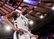 开云足球直播-雄鹿队关键时刻表现不佳，急需找回状态的简单介绍