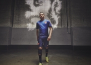 开云体育入口-活塞铁血防守封王，F1争冠悬念留至终章