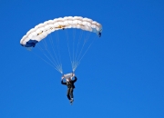 开云体育app-费城之矛刺穿洛城盾，德罗赞的统治之夜