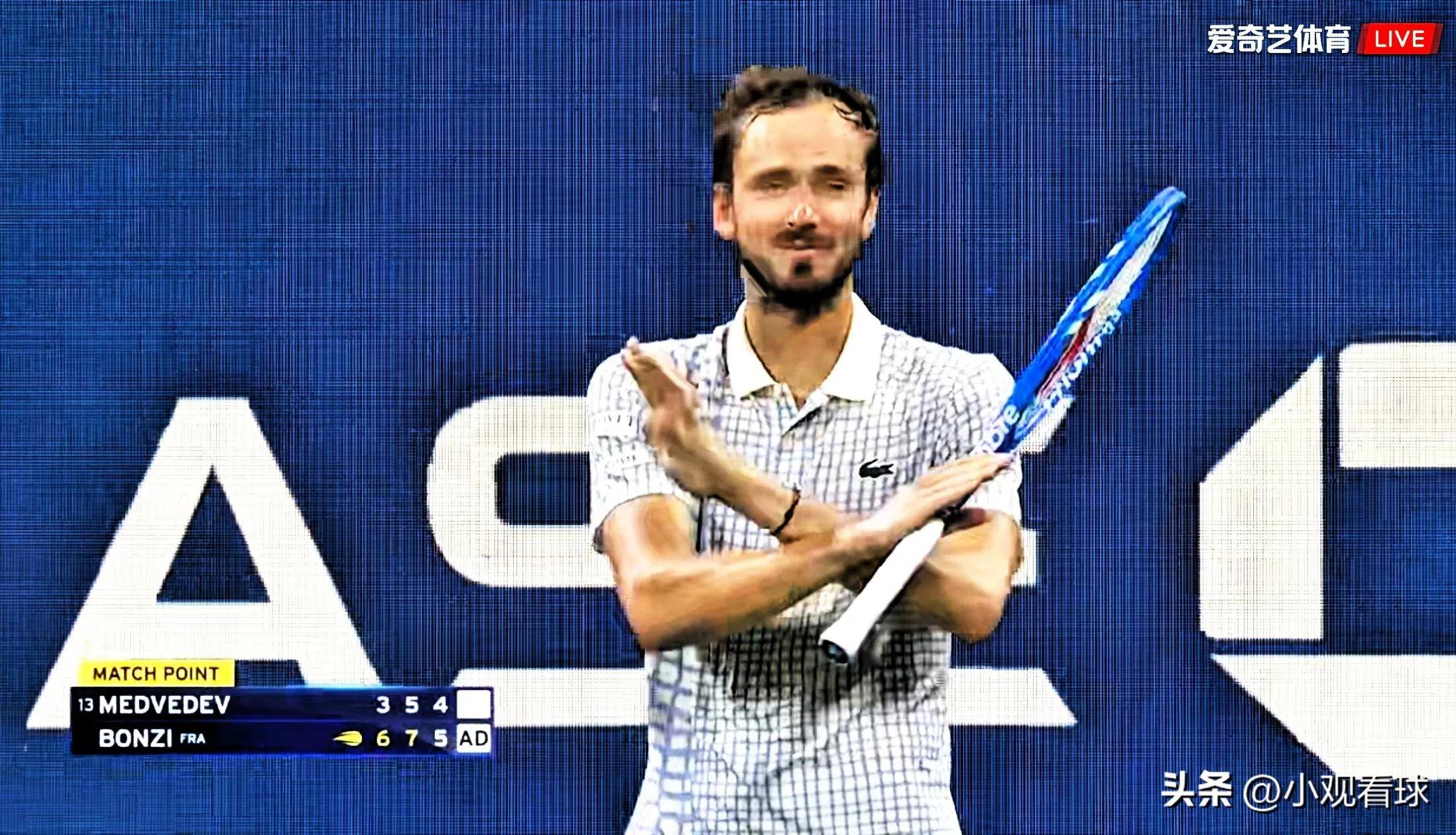 关于澳大利亚网球队完胜美国网球队,梅德韦杰夫关键制胜的信息 关于澳大利亚网球队完胜美国网球队,梅德韦杰夫关键制胜的信息