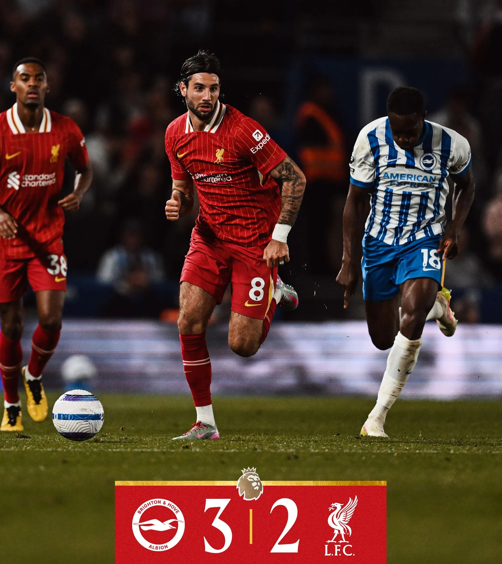 关于英格兰横扫利物浦,范佩西关键制胜的信息 关于英格兰横扫利物浦,范佩西关键制胜的信息