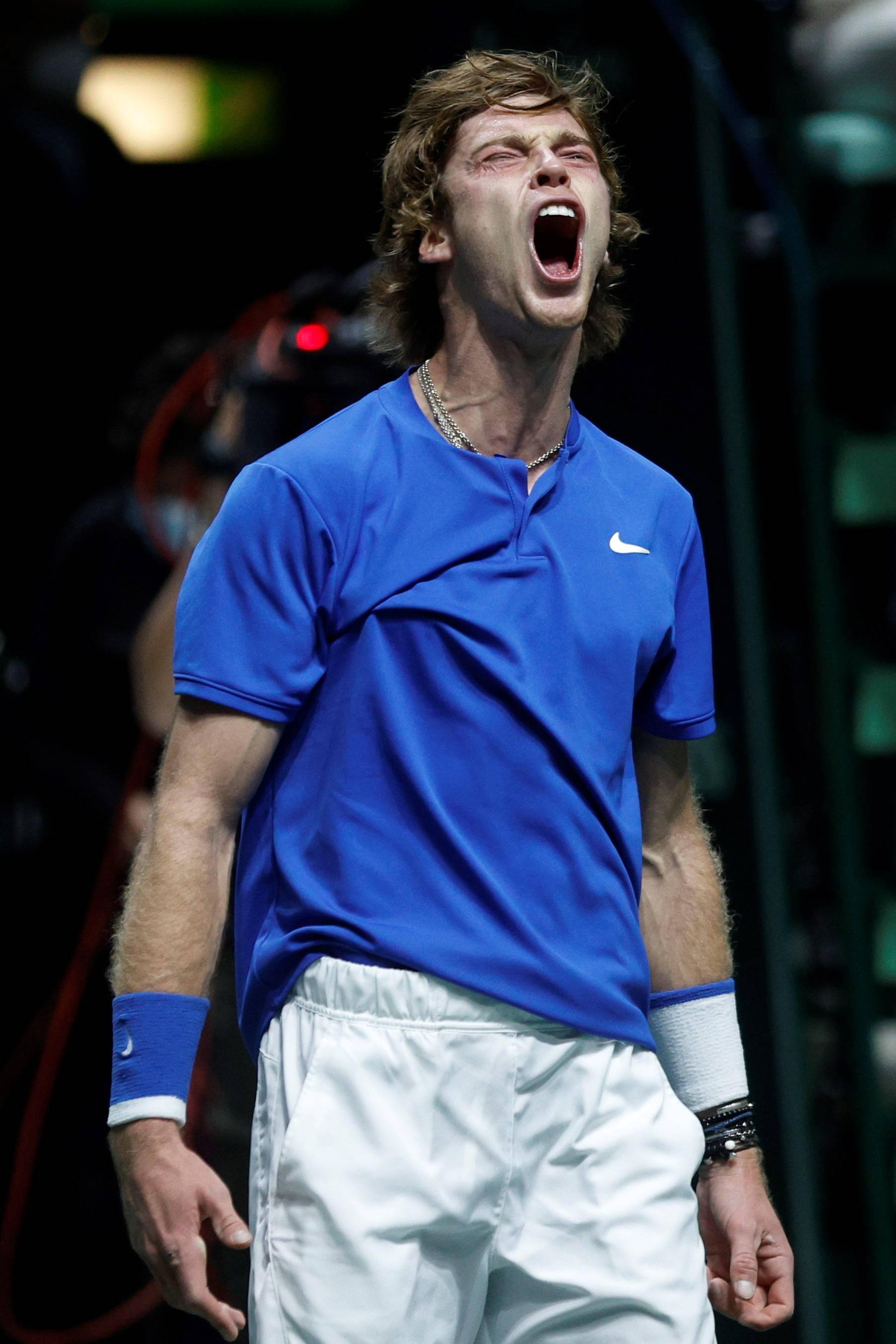 英国网球队翻盘法国网球队,克耶高斯三分雨点燃全场的简单介绍 英国网球队翻盘法国网球队,克耶高斯三分雨点燃全场的简单介绍