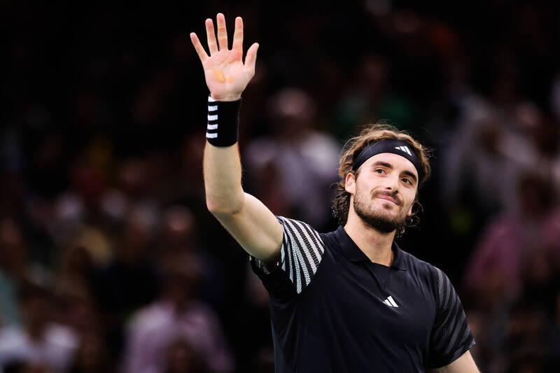 世界网球队绝地反击英国网球队,西西帕斯惊艳世界的简单介绍 世界网球队绝地反击英国网球队,西西帕斯惊艳世界的简单介绍