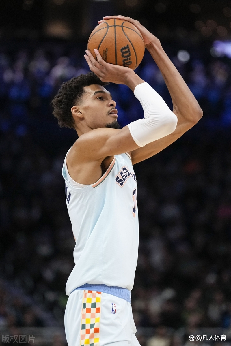 马刺遭遇三连败,主力球员伤佯频率令人堪忧的简单介绍 马刺遭遇三连败,主力球员伤佯频率令人堪忧的简单介绍