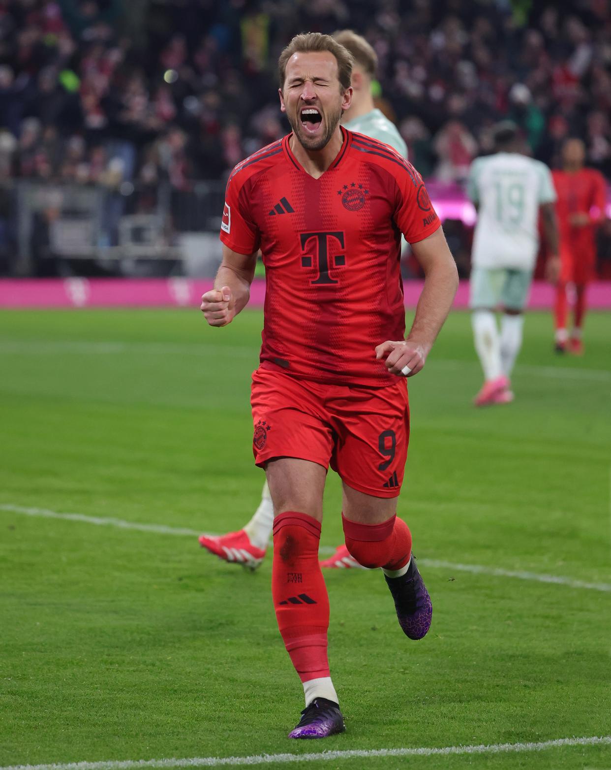 包含德甲联赛:拜仁慕尼黑队主场告捷,保持不败纪录的词条 包含德甲联赛:拜仁慕尼黑队主场告捷,保持不败纪录的词条