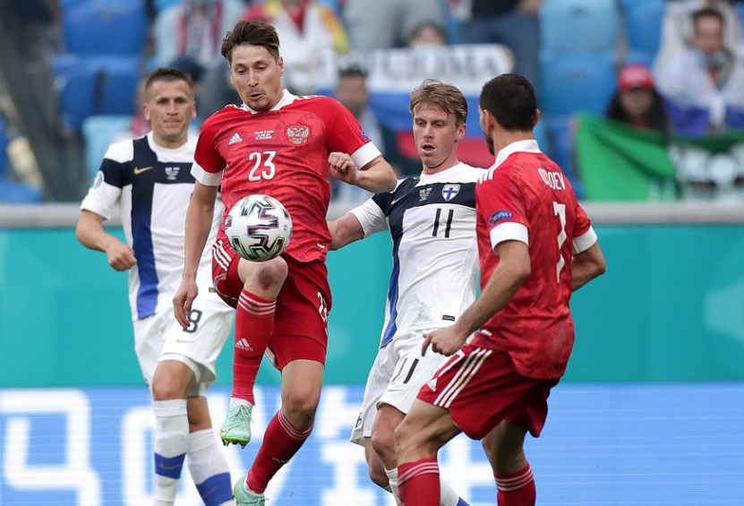 俄罗斯瑞士力拼,欧洲杯预选赛激战连连的简单介绍 俄罗斯瑞士力拼,欧洲杯预选赛激战连连的简单介绍