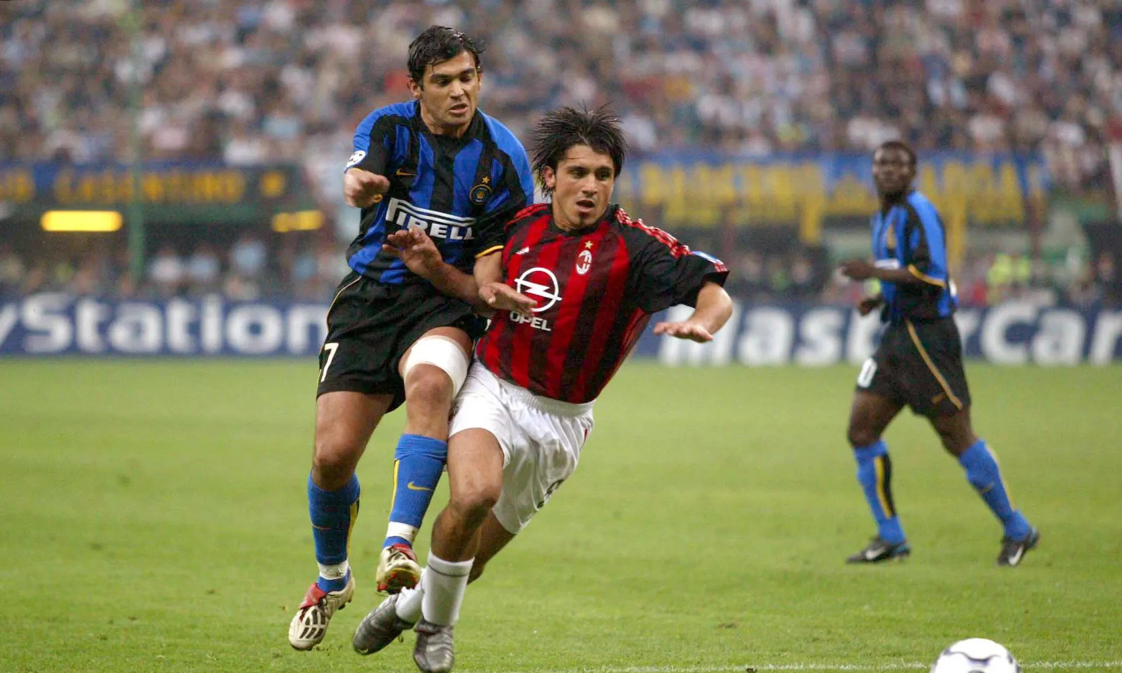 关于AC米兰获得五连胜,势不可挡的信息 关于AC米兰获得五连胜,势不可挡的信息