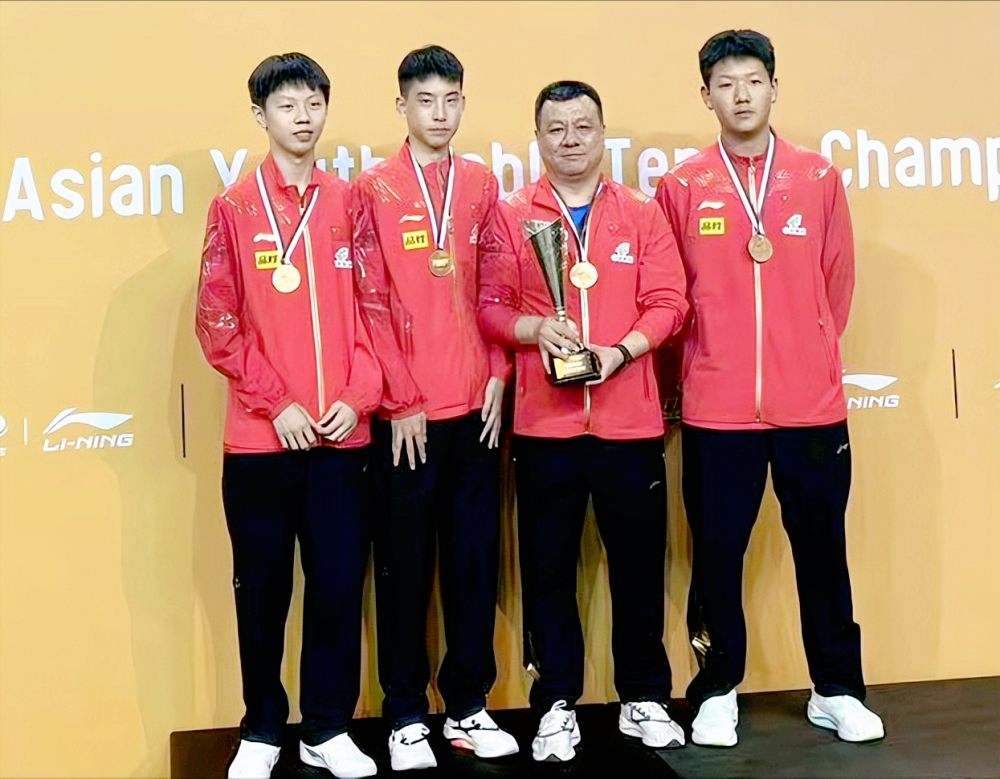 新人崭露头角,韩国团体摔跤选手包揽冠军的简单介绍 新人崭露头角,韩国团体摔跤选手包揽冠军的简单介绍