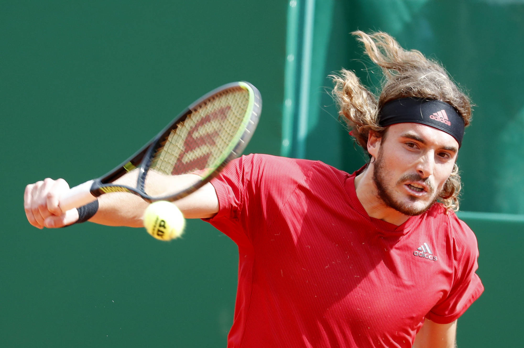 法网轻取戴维斯杯,西西帕斯统治全场的简单介绍 法网轻取戴维斯杯,西西帕斯统治全场的简单介绍