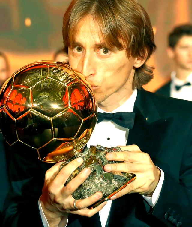 摩洛哥血洗荷兰,莫德里奇打破历史纪录的简单介绍 摩洛哥血洗荷兰,莫德里奇打破历史纪录的简单介绍