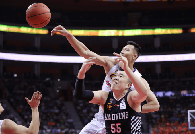 关于深圳队碾压福建队,易建联状态火热的信息 关于深圳队碾压福建队,易建联状态火热的信息